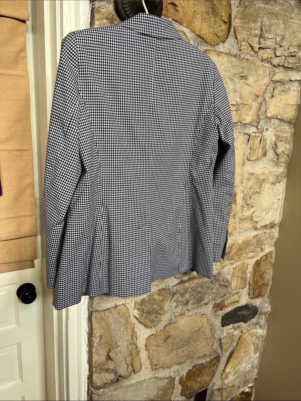 Beautiful Black and White Checkered Blazer - Picture 2 of 6